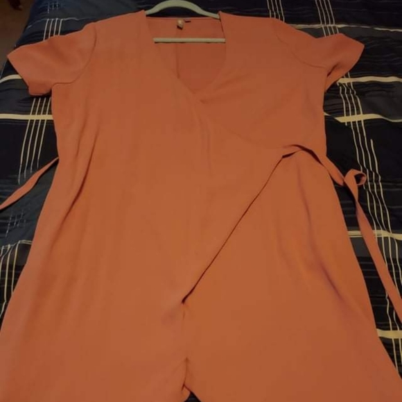 Asos pink jumpsuit with belt - Picture 11 of 13